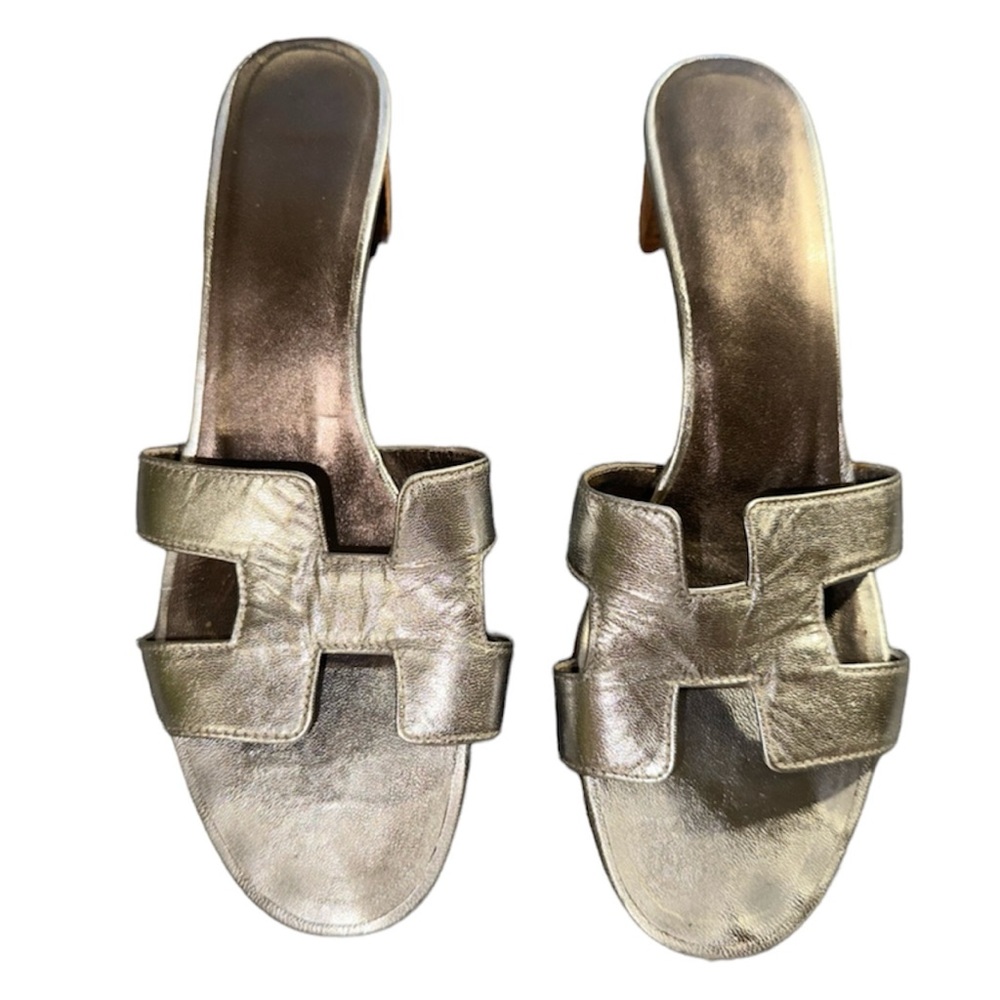 Hermes Oasis look alike sandal dark grey/ silver color size 40 (9.5-10)